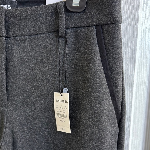 Express Gray Ankle Cropped Pants with Tailored Fit - Picture 5 of 7